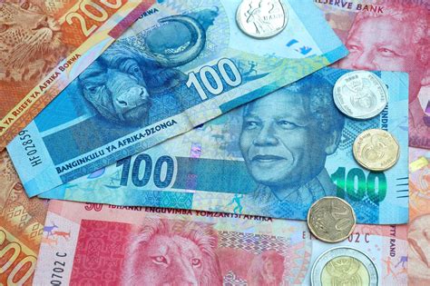 2,600 US dollars to South African rand .